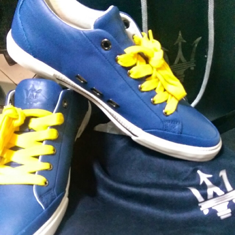 售正版收藏MASERATI全新休閒鞋藍色經典款