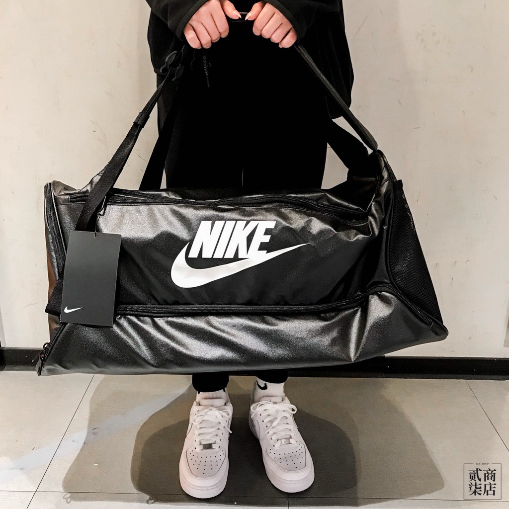貳柒商店) Nike Brasilia 黑色大LOGO 旅行袋後背包可調式訓練行李袋BA6395-010 | 蝦皮購物