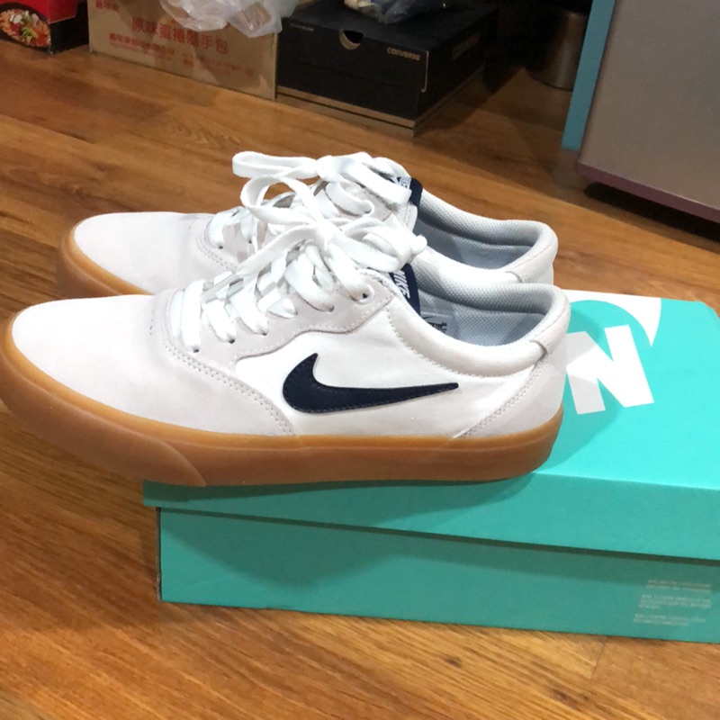 nike sb chron in white with gum sole
