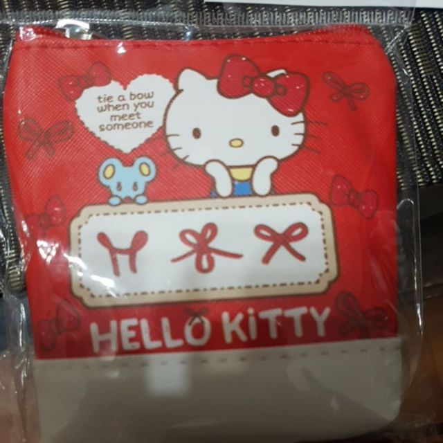 正版Hello Kitty小皮夾 零錢包 多項商品一起購買省運費