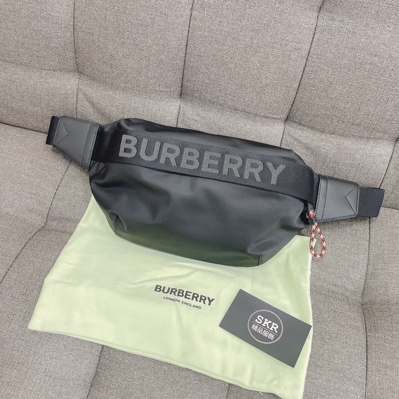 ［SKR精品服飾］BURBERRY織帶字母logo 黑色 尼龍 胸包 腰包