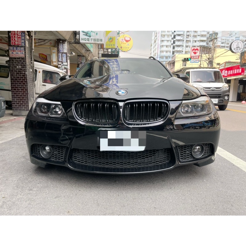寶馬 BMW E90 LCI 小改款 亮黑 雙槓 LOOK 水箱罩 高品質