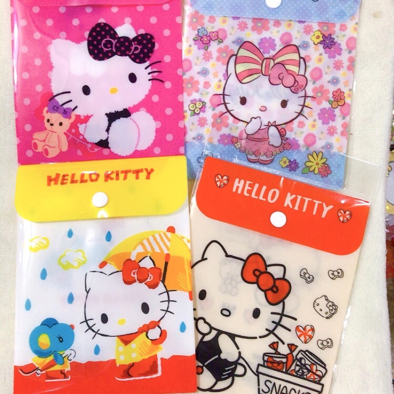 Hello Kitty凱蒂貓B6P P附扣萬用收納袋/口罩收納袋