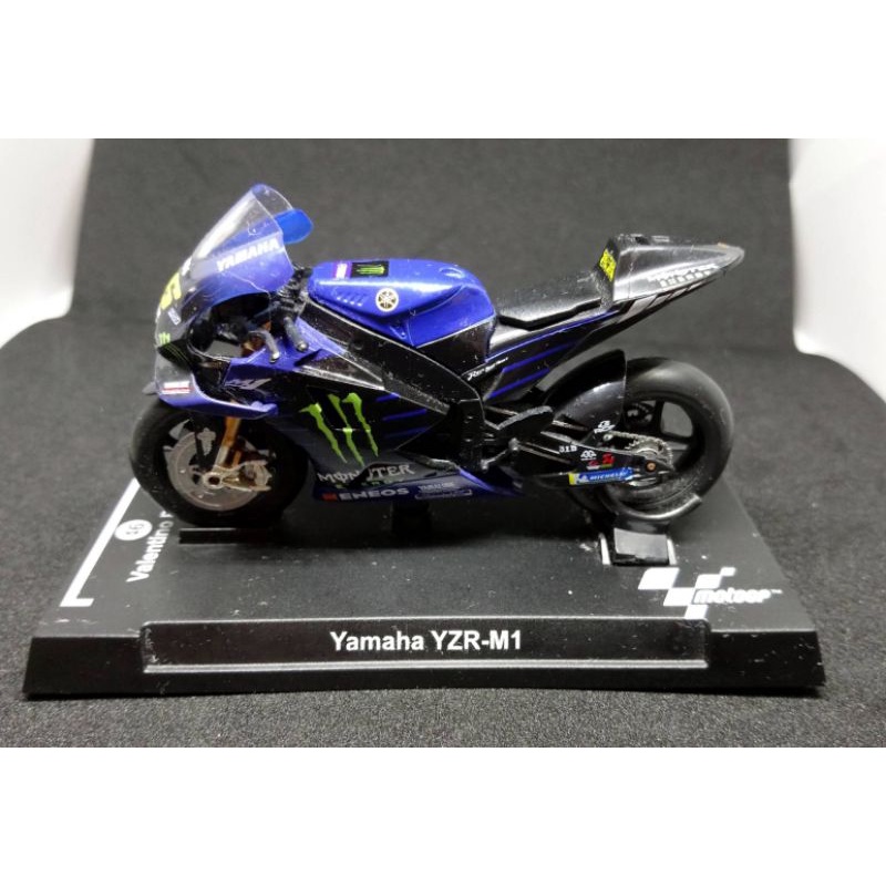 7-11 Moto GP 冠軍榮耀1:24 重機模型 Yamaha 46號YZR-M1