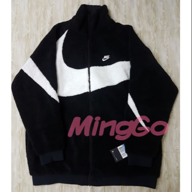 nike reversible swoosh
