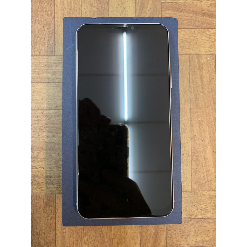 華碩asus Zenfone 5 Ze6kl Zf5 6 2吋銀9成5新過保盒裝 二手中古 蝦皮購物