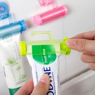創意吸盤可掛式擠牙膏器 多功能洗面奶牙膏手動擠壓器
