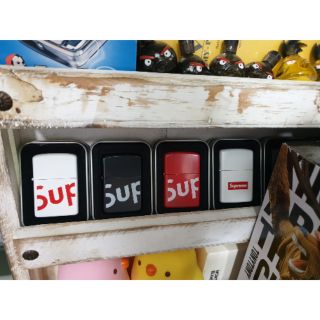 Supreme瓦斯打火機