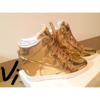 SLY x NIKE Wmns Dunk Sky Hi SP Liquid Metal