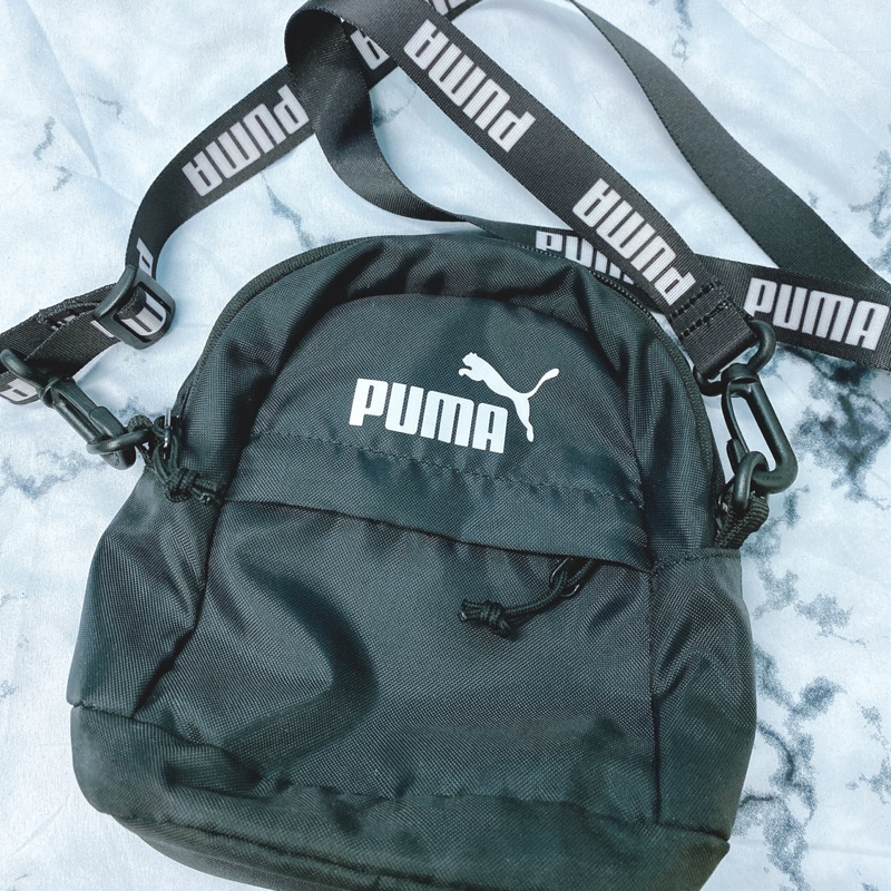 降價出售 Puma Mini Bag 串標 迷你 兩用 後背包 側背  腰包 小包 小朋友 076154-01