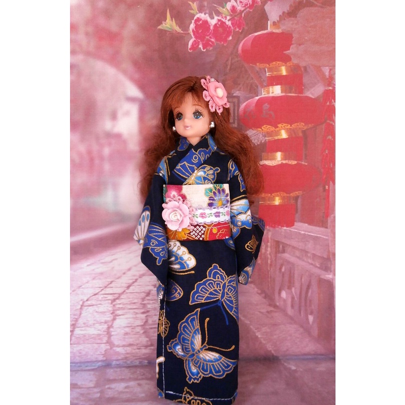 小禎ㄟ雜貨 蝴蝶飛舞 莉卡娃娃服飾配件組 館主手製和服 莉卡和服 浴衣 娃娃和服 蝴蝶飛舞深藍色 ( 薇琪 小布 可穿)