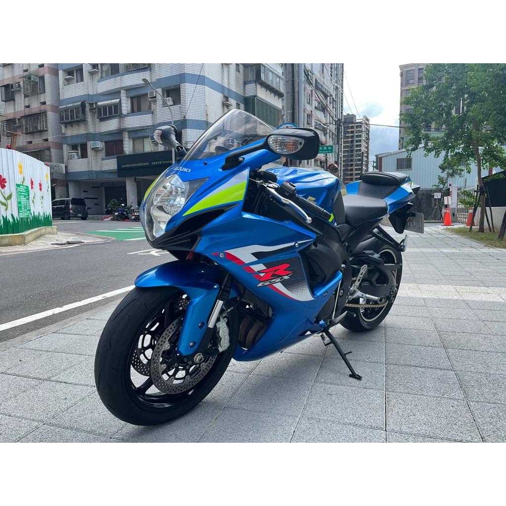 SUZUKI GSX-R600