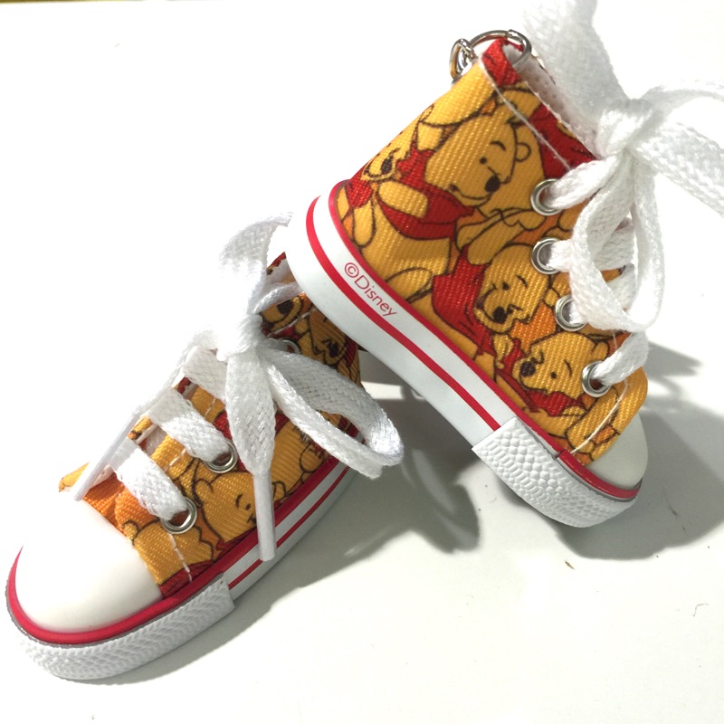 日本 迪士尼 小熊維尼 維尼 pooh 滿版 鞋子造型 掛飾 鑰匙圈 鎖匙圈