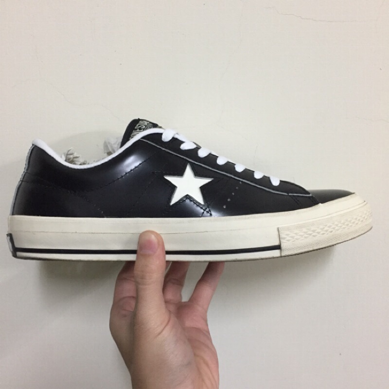 converse one star j