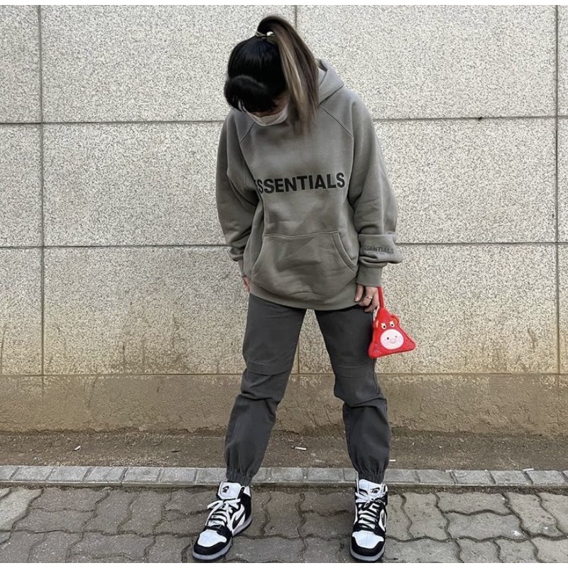 FOG FEAR OF GOD ESSENTIALS CEMENT水泥灰 帽T XS/S號🇹🇼台灣juice公司貨🔥現貨