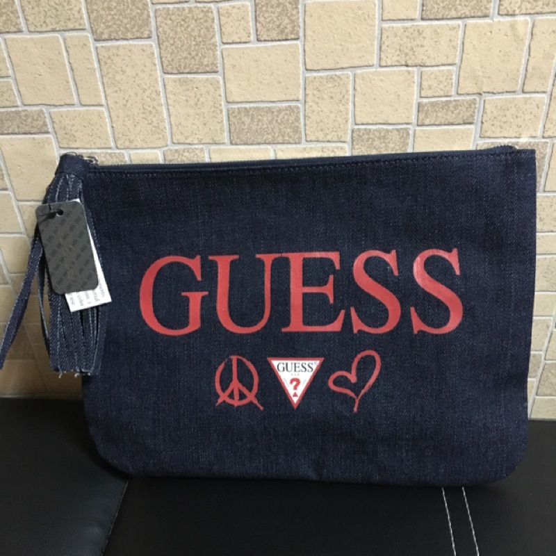 GUESS牛仔化妝包