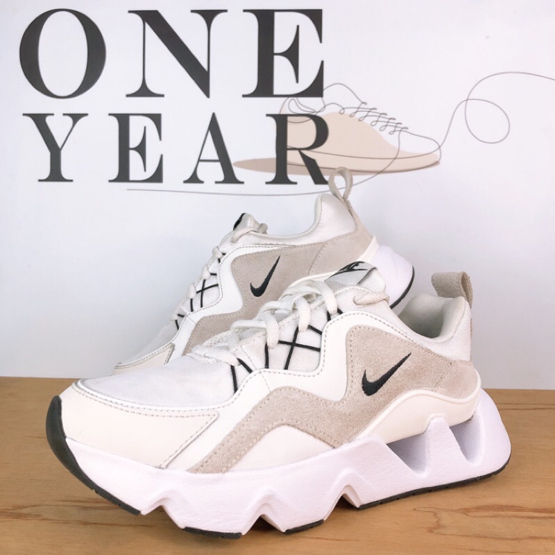 One Year Nike Ryz 365 白米白孫芸芸增高厚底麂皮鋸齒底慢跑鞋bq4153 100 蝦皮購物