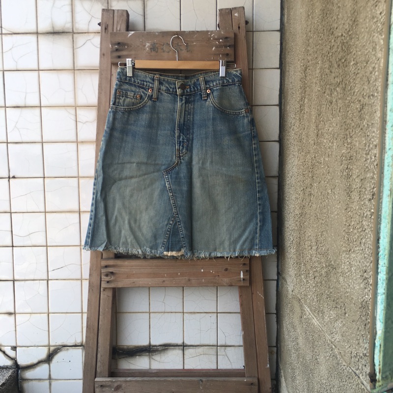 W29 牛仔短裙 Levi's 水洗色 Levis 短裙