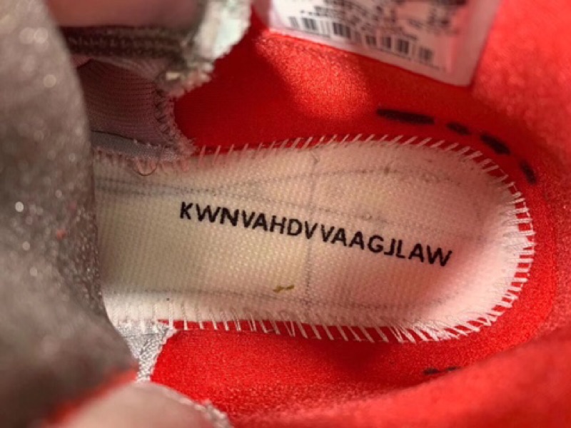 yeezy 2 kwnvahdvvaagjlaw