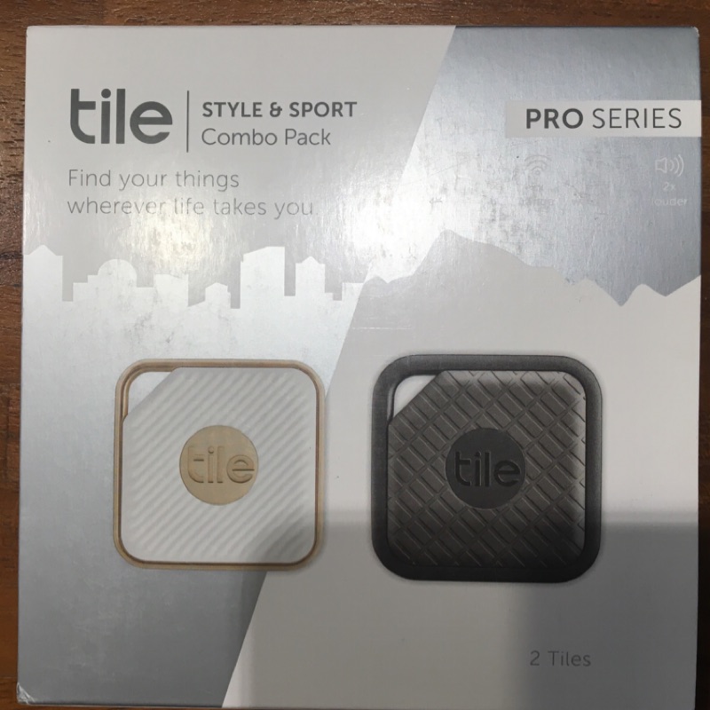 全新 Tile Pro - 1 Style + 1 Sport / 2018年7月Amazon加拿大購入