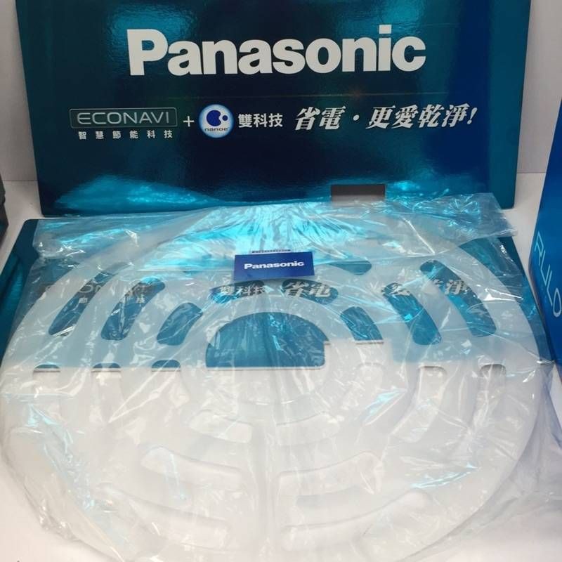 Panasonic 國際牌滾筒洗衣機NA-V130MD的毛毯遮蓋