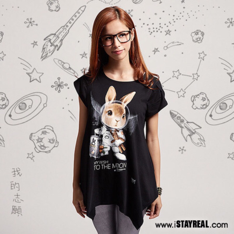 【二手衣】 潮牌 五月天阿信 STAYREAL Space Rabbit 太空兔兔 T-SHIRT 衣服 紫標S