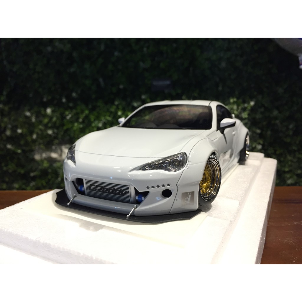 1/18 AUTOart Rocket Bunny Toyota 86 White 38564【MGM】