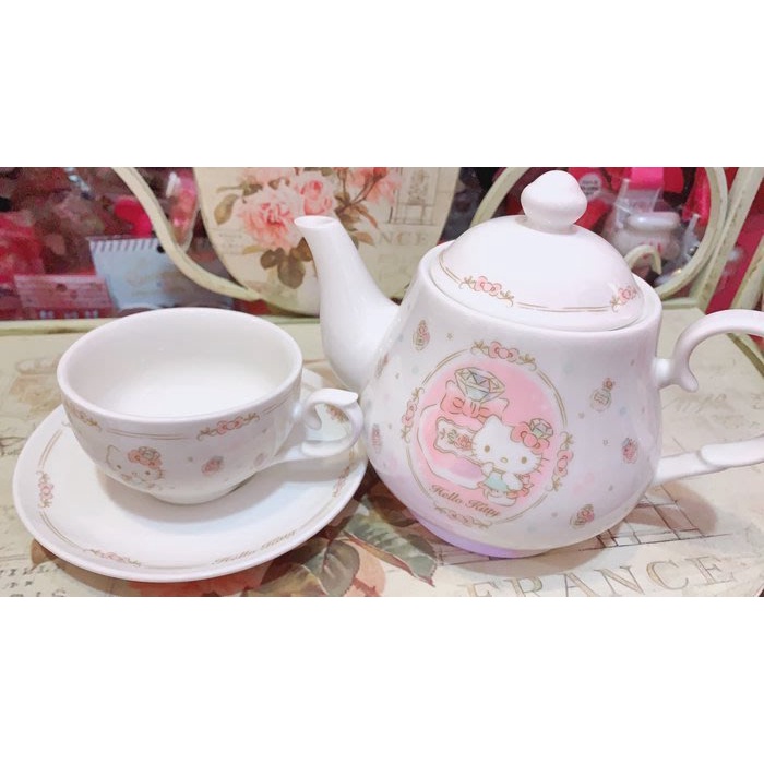 ♥小花花日本精品♥Hello Kitty寶石系列瓷器泡茶用花茶茶壺 馬克杯盤組 11615200