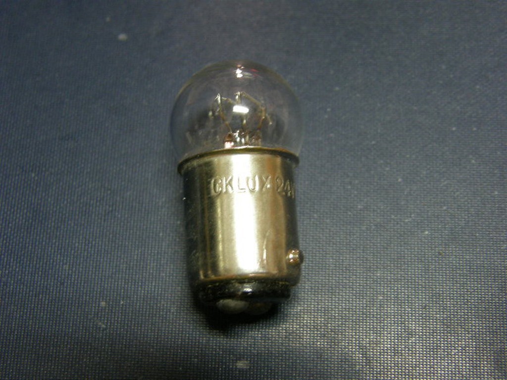 通用型 G18.5 雙芯燈泡 方向燈泡 12V 10/10W 另有H11,H8,880,881,H9,H15 歡迎詢問