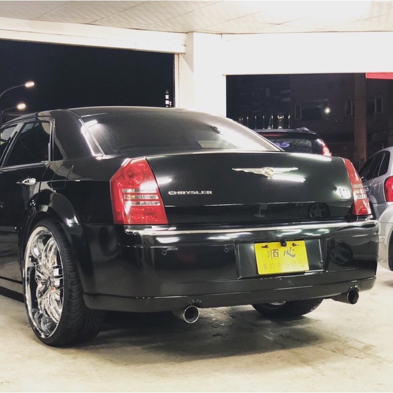 饒舌天王同款座駕克萊斯勒300c 3 5v6 絕對霸氣 蝦皮購物