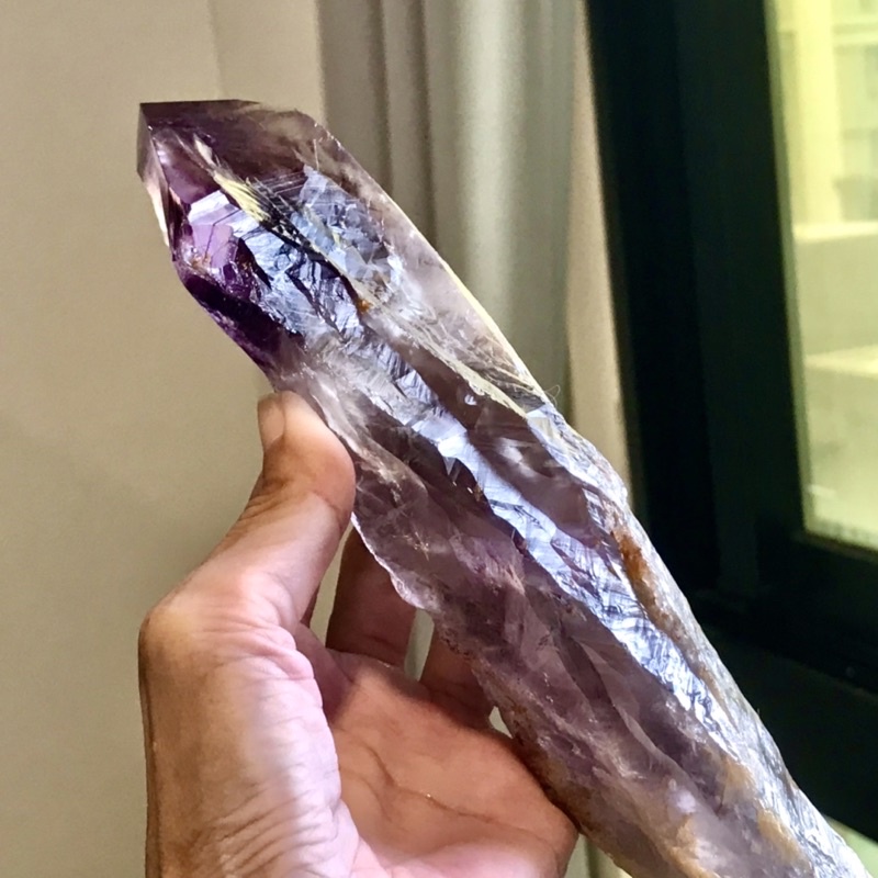 「liu已售」紫水晶權杖兩隻 30公分 有千層金字塔幻影 骨幹水晶 好看 能量讚 聲音響 大隻 精選 收藏
