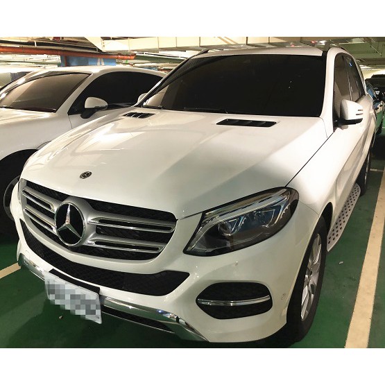 2016 BENZ GLE250D 白色 實跑5.1萬 車子極新!!