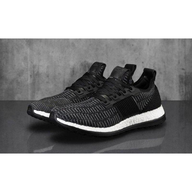 Adidas Pure Boost 黑白