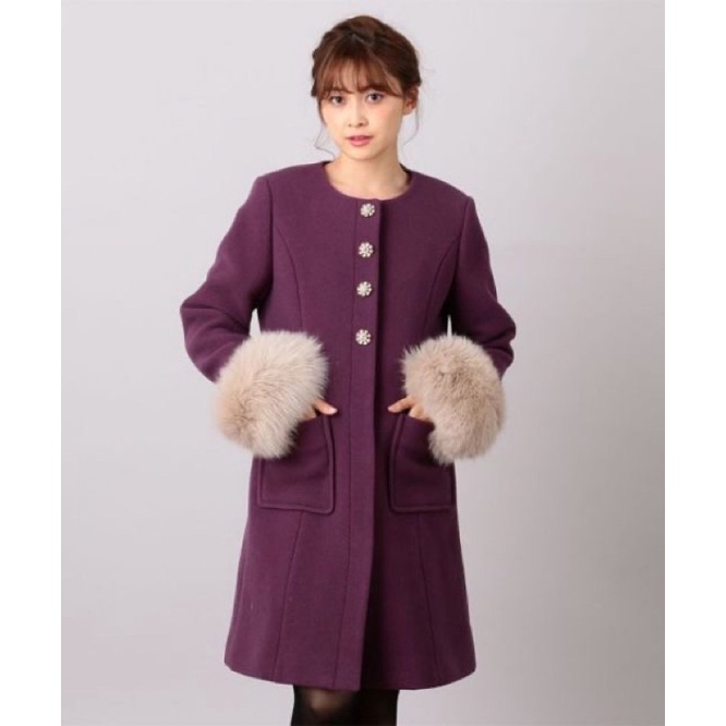 日本MIIA 正品現貨 貴族紫狐狸毛袖寶石釦飾90%羊毛大衣