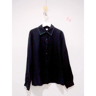 薄立領長袖襯衫 素色黑 輕柔 工作服 袖子微寬 襯衣 低調設計 長袖 襯衫(20210916)