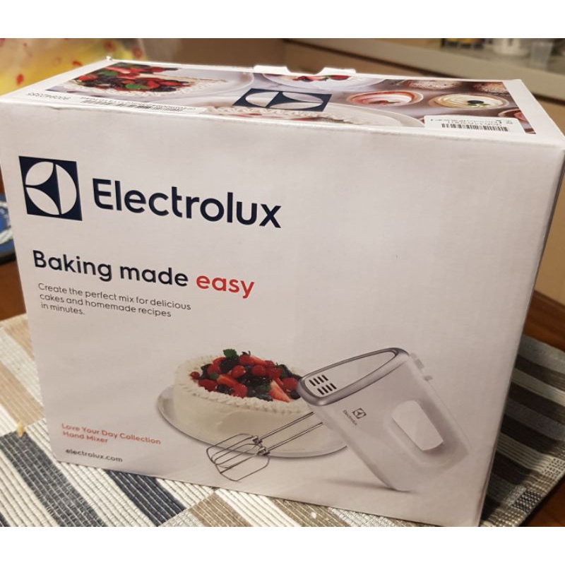 【 Electrolux 】伊萊克斯手持式攪拌機 EHM3407