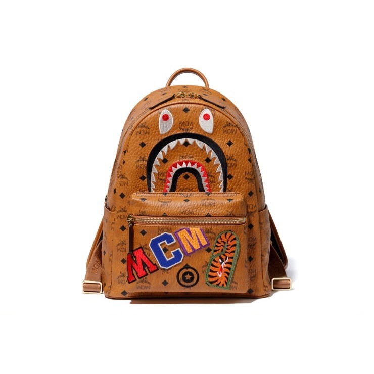 預購 BAPE x MCM 皮夾 包包系列