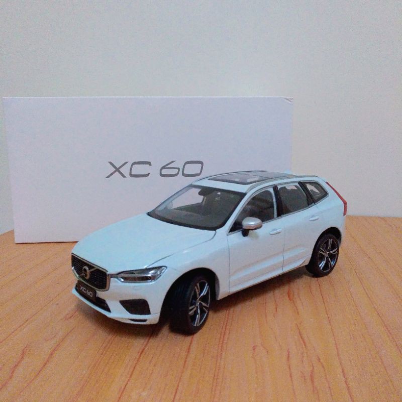 1:18 VOLVO XC60 豪華版 模型車 合金汽車模型