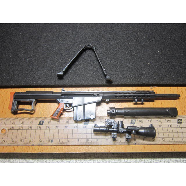 B4兵工裝備 1/6巴雷特滅音型重裝狙擊槍一把(槍機可動 簧力回復) mini模型 不是真人用的