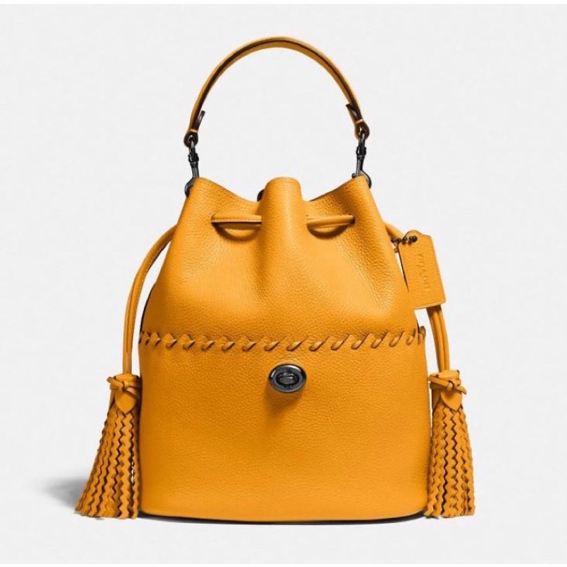 9.9近全新🆕有美國購買證明！Coach Lora bucket💛黃色