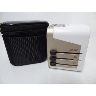 4USB 萬國插座【附收納袋】8A 雙保險絲 轉接頭 旅行快充 萬用轉換插頭 國外旅遊/插座