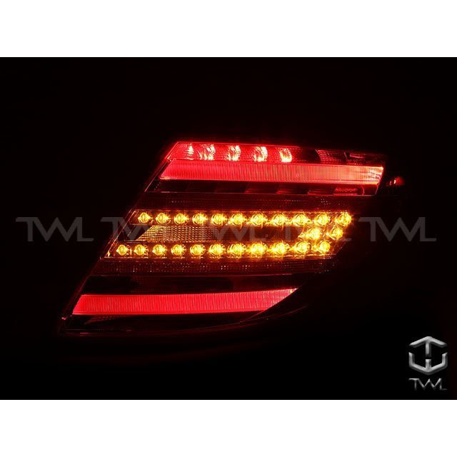 台灣之光 全新 BENZ W204 08 09 10年LED紅黑光條光柱尾燈後燈組C300 C350 C200