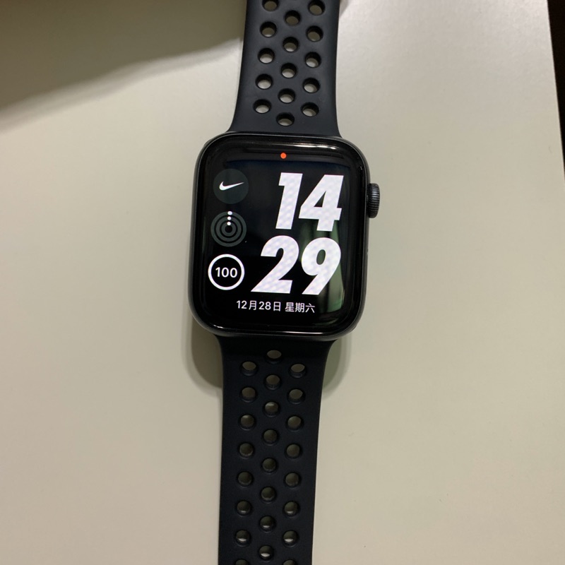 Apple Watch 4 Nike 44mm GPS