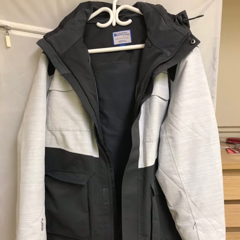 Mountain warehouse men’s winter jacket