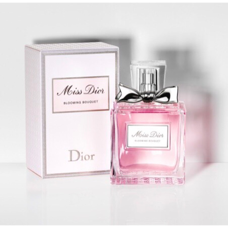 Miss Dior 花漾迪奧淡香水(100ml) 保證公司貨 全新 還附專櫃品牌袋子 僅此一件 過年送禮自用 兩相宜