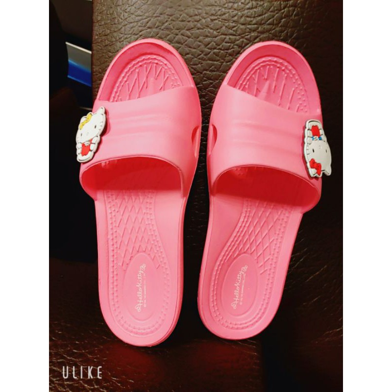 Hello Kitty 🍓 立體圖案室內、室外、浴室 萬用抗滑 EVA 超輕拖鞋 粉紅色（ 全新 ）