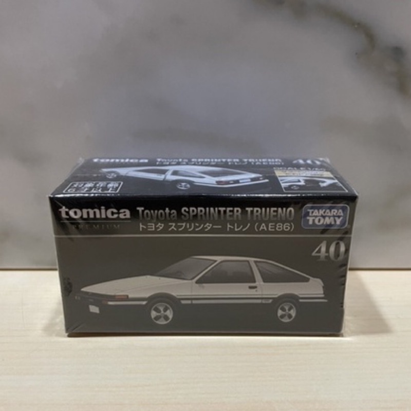 Tomica Premium Toyota Sprinter Trueno AE86 No. 40 藤原拓海 頭文字D