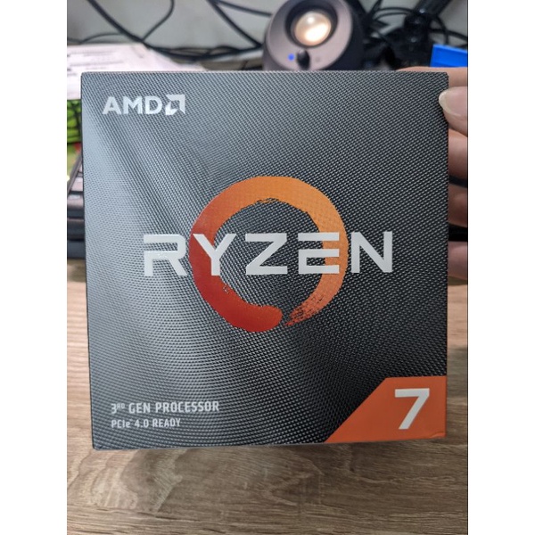 AMD Ryzen R7 3800XT (8核/16緒) 台灣公司貨 二手良品 5600X 5700X 5800X 參考
