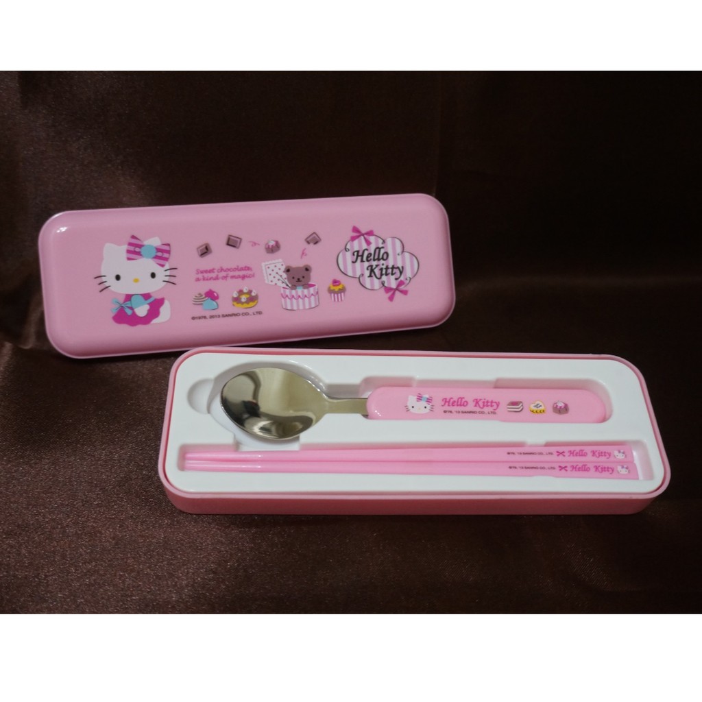 正版 台灣製 SANRIO 三麗鷗 Hello Kitty 凱蒂貓 餐具組 不鏽鋼 (筷子 + 湯匙) - 全新未拆
