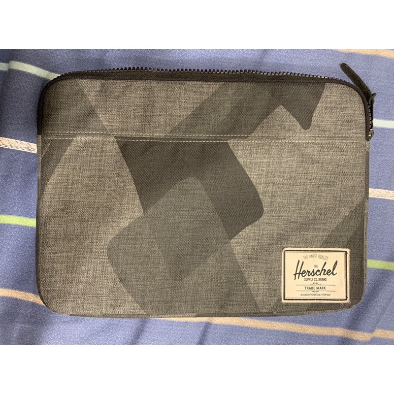 Herschel 筆電包 電腦包14吋以下適用 Macbook 適用 也可裝文件 當隨身包 蝦皮購物